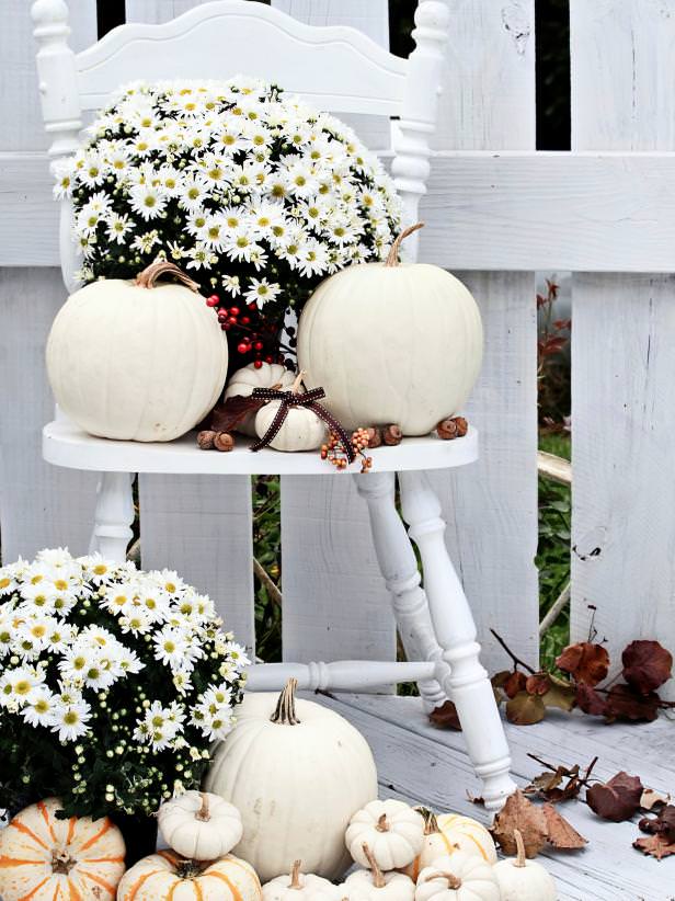 Fall Porch Decor & Outdoor Decorating Ideas • The Garden Glove