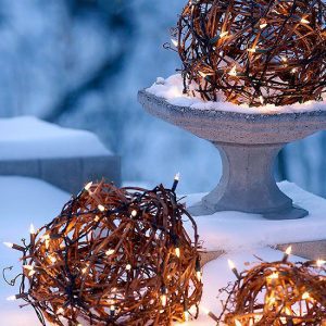 Creative Outdoor Christmas Light Ideas