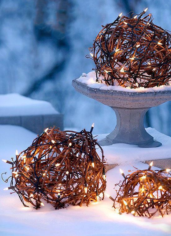 Creative Outdoor Christmas Light Ideas