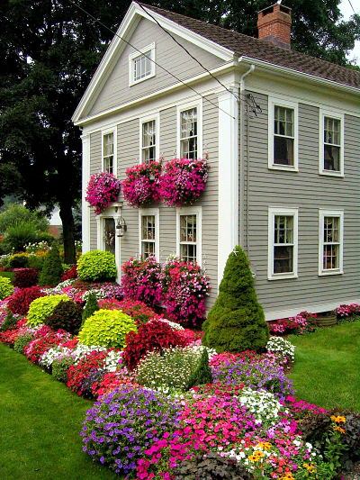 Flower Bed Ideas to Make Your Garden Gorgeous! • The Garden Glove
