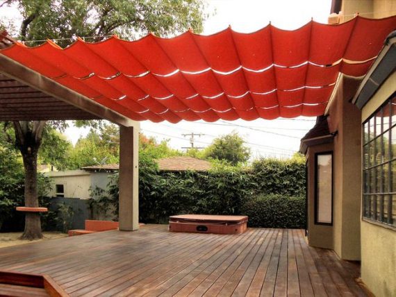 Backyard Shade 9 Clever DIY Ideas The Garden Glove   DSC00150b 570x428 