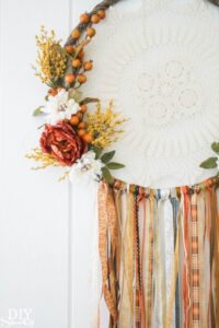 14 DIY Fall Front Door Decorating Ideas • The Garden Glove