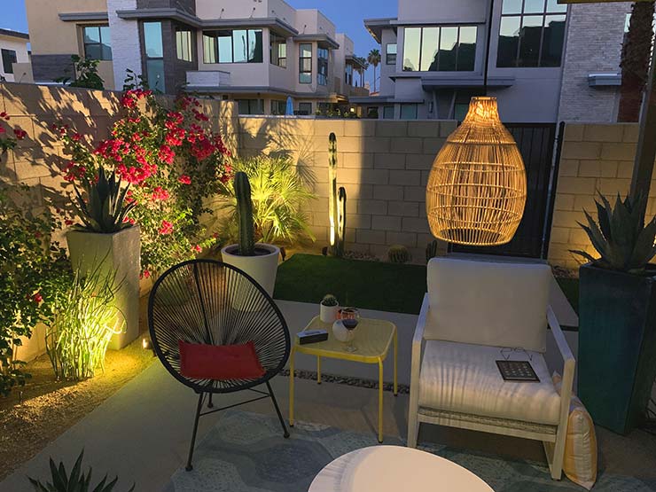 Get the Palm Springs Modern Patio Look With These Trendy Ideas!