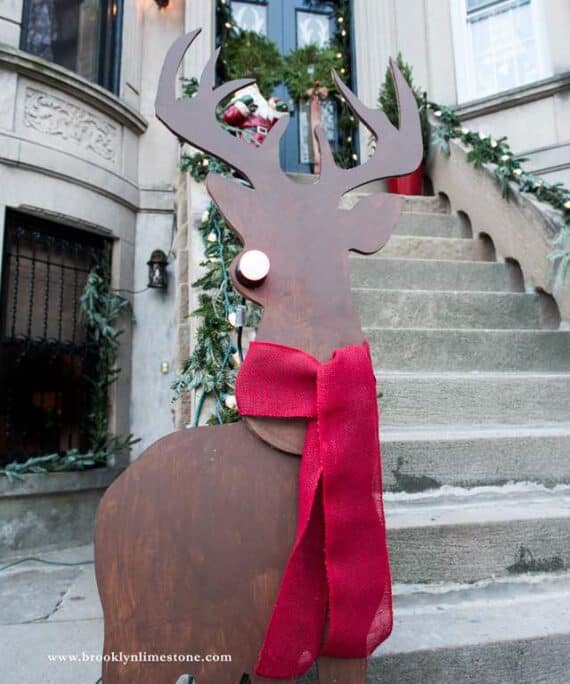 12 Festive DIY Outdoor Reindeer Christmas Decorations • The Garden Glove